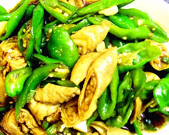 Pork Intestines with Hot Pepper (尖椒肥肠)